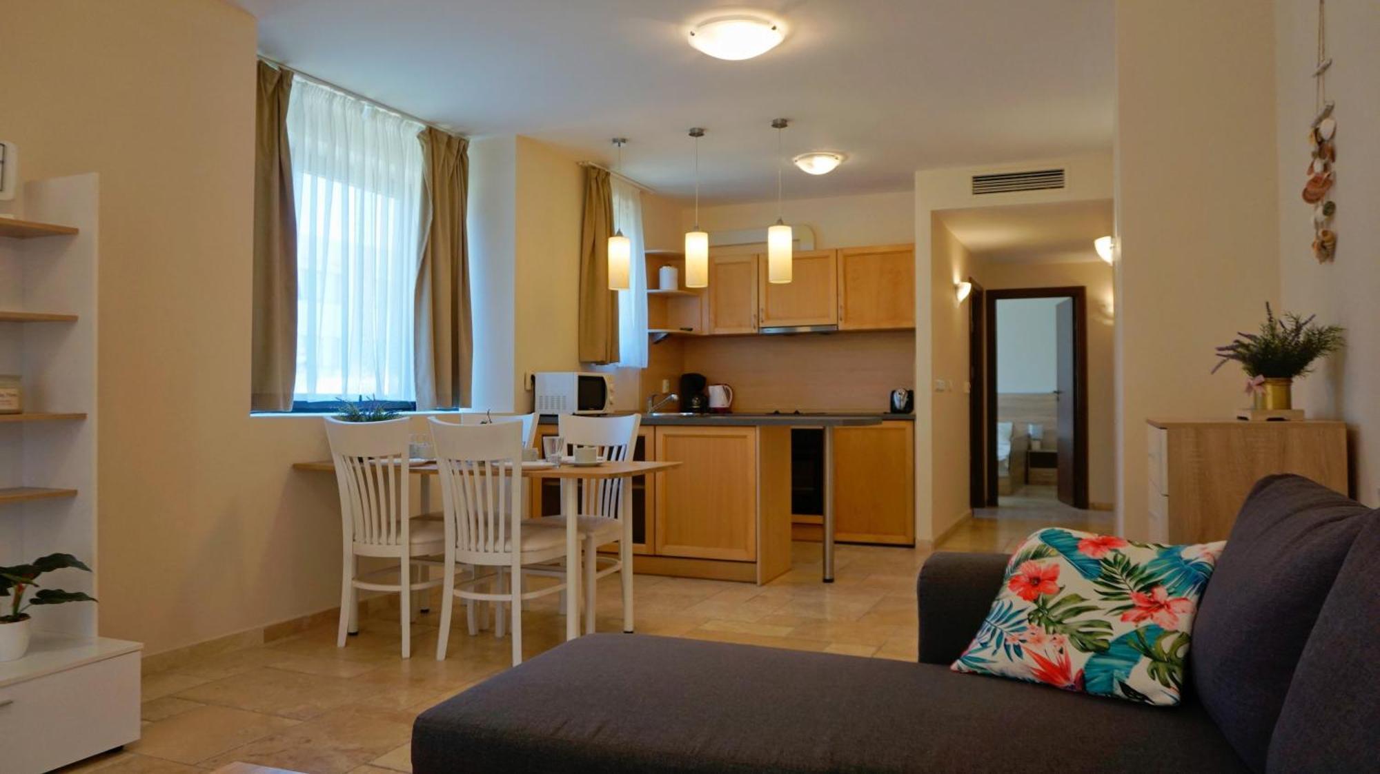 Ваканционни Апартаменти Калиакрия - Holiday Apartments Kaliakria Topola Extérieur photo